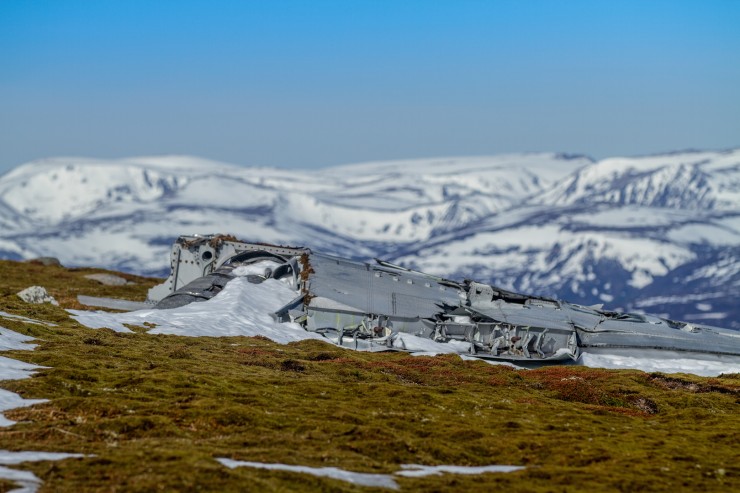 Plane wreckage on Carn an t-Sagairt Beag. From an  RAF English Electric Canberra bomber.